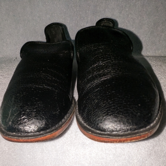 Vince Percell Tumbled leather loafers.Size 8 - Picture 4 of 9